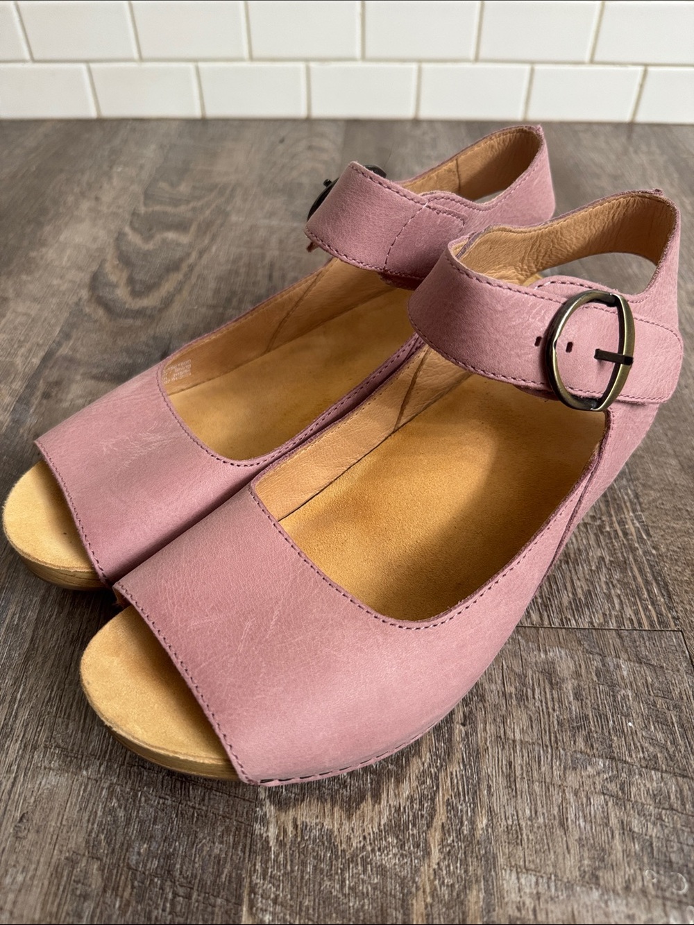 Dansko Tiana wedge sandal 40 US 9-9.5